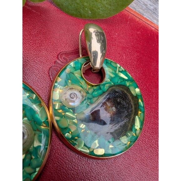 Vintage Chunky Green Earrings, Beachy Shell Earrings - Picture 8 of 16